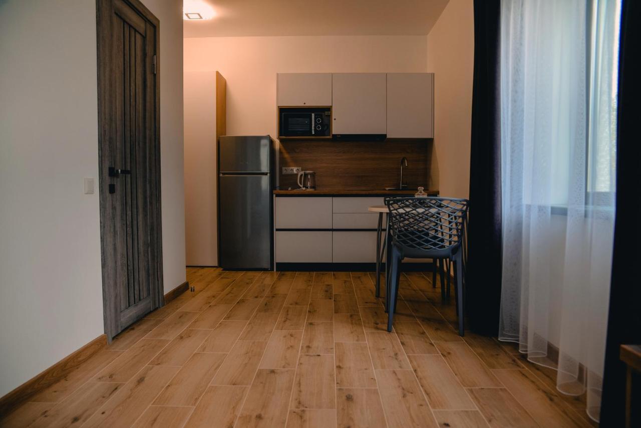 Four Rooms Apartments Tjerkasy Eksteriør billede